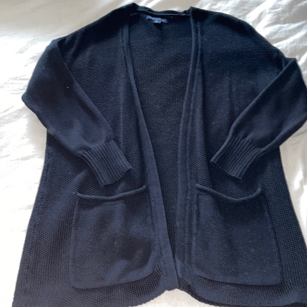 AE Cardigan